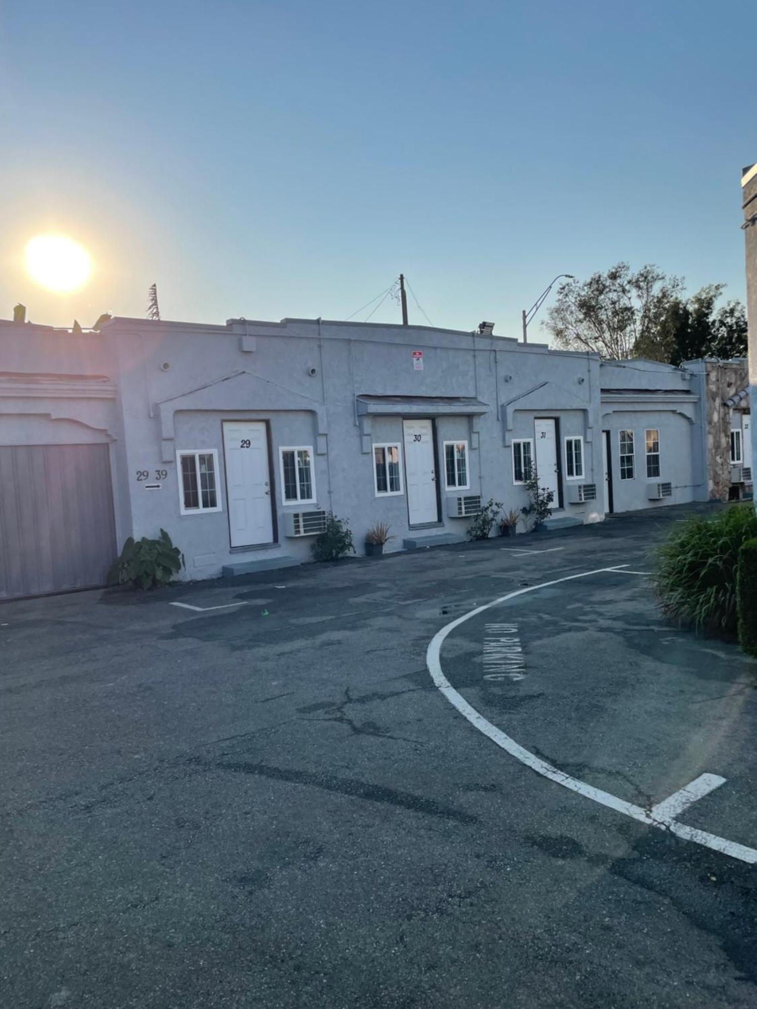 Monterey Motel Лонг Бич Экстерьер фото